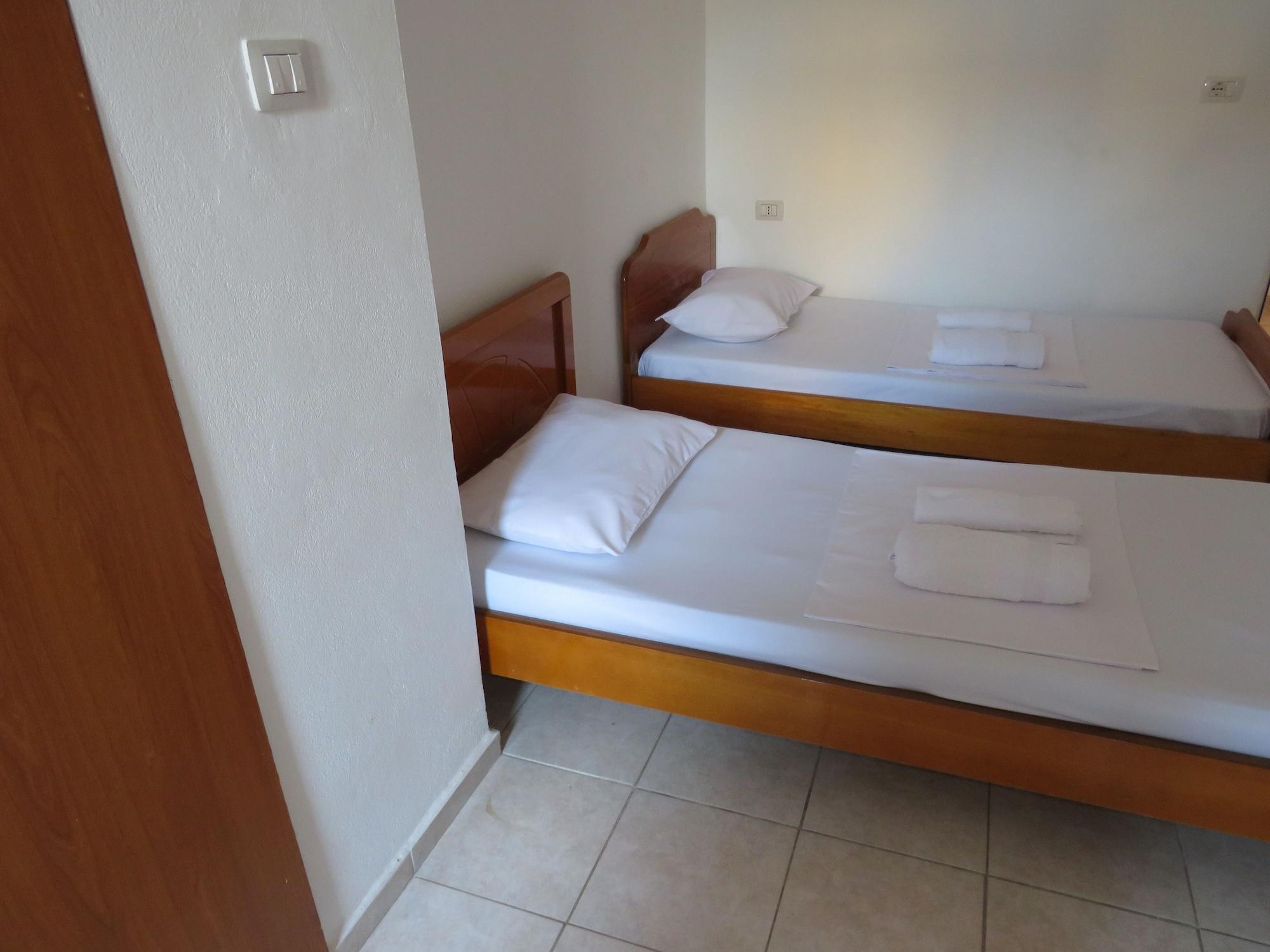 Casa Mia Hotel Sarande Bagian luar foto