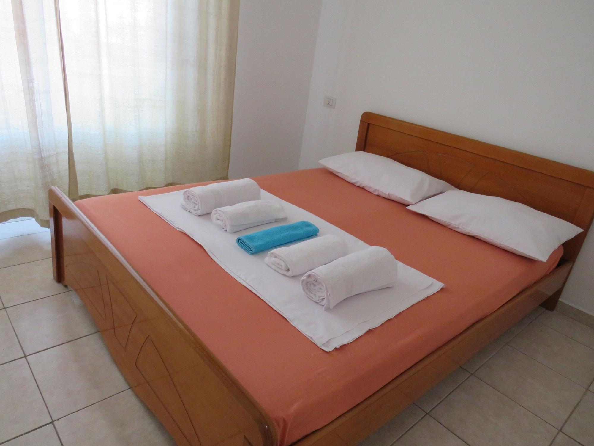 Casa Mia Hotel Sarande Bagian luar foto