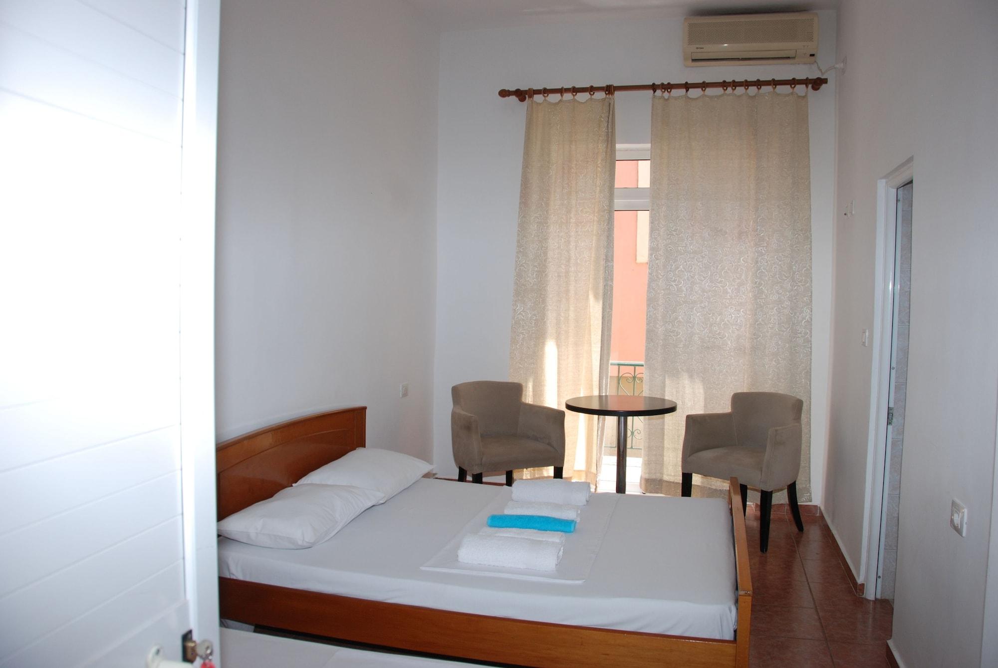 Casa Mia Hotel Sarande Bagian luar foto