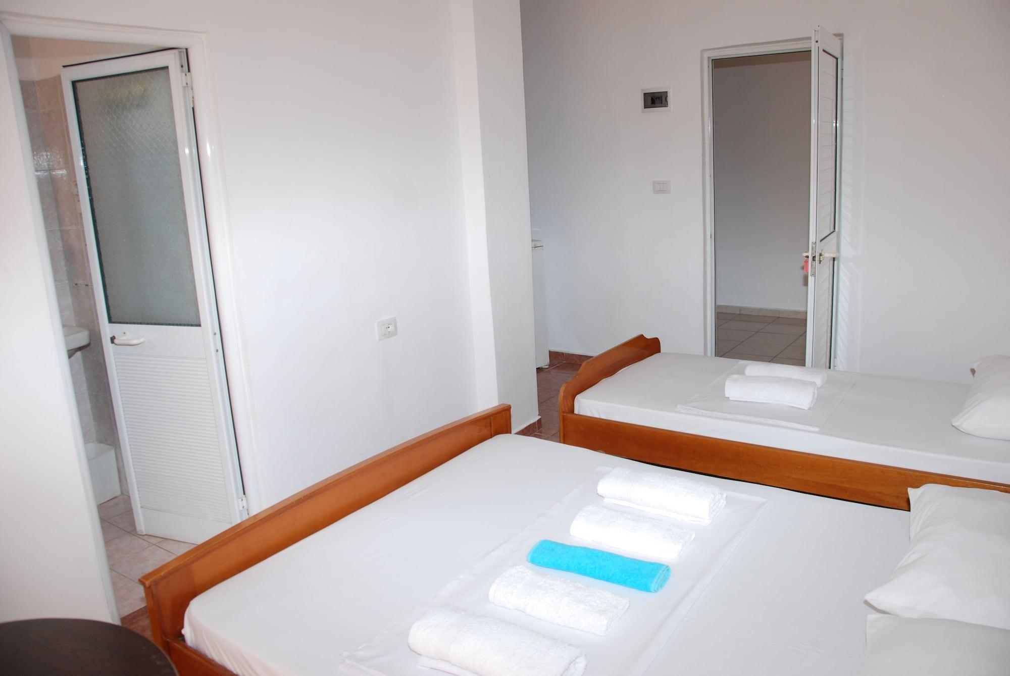 Casa Mia Hotel Sarande Bagian luar foto