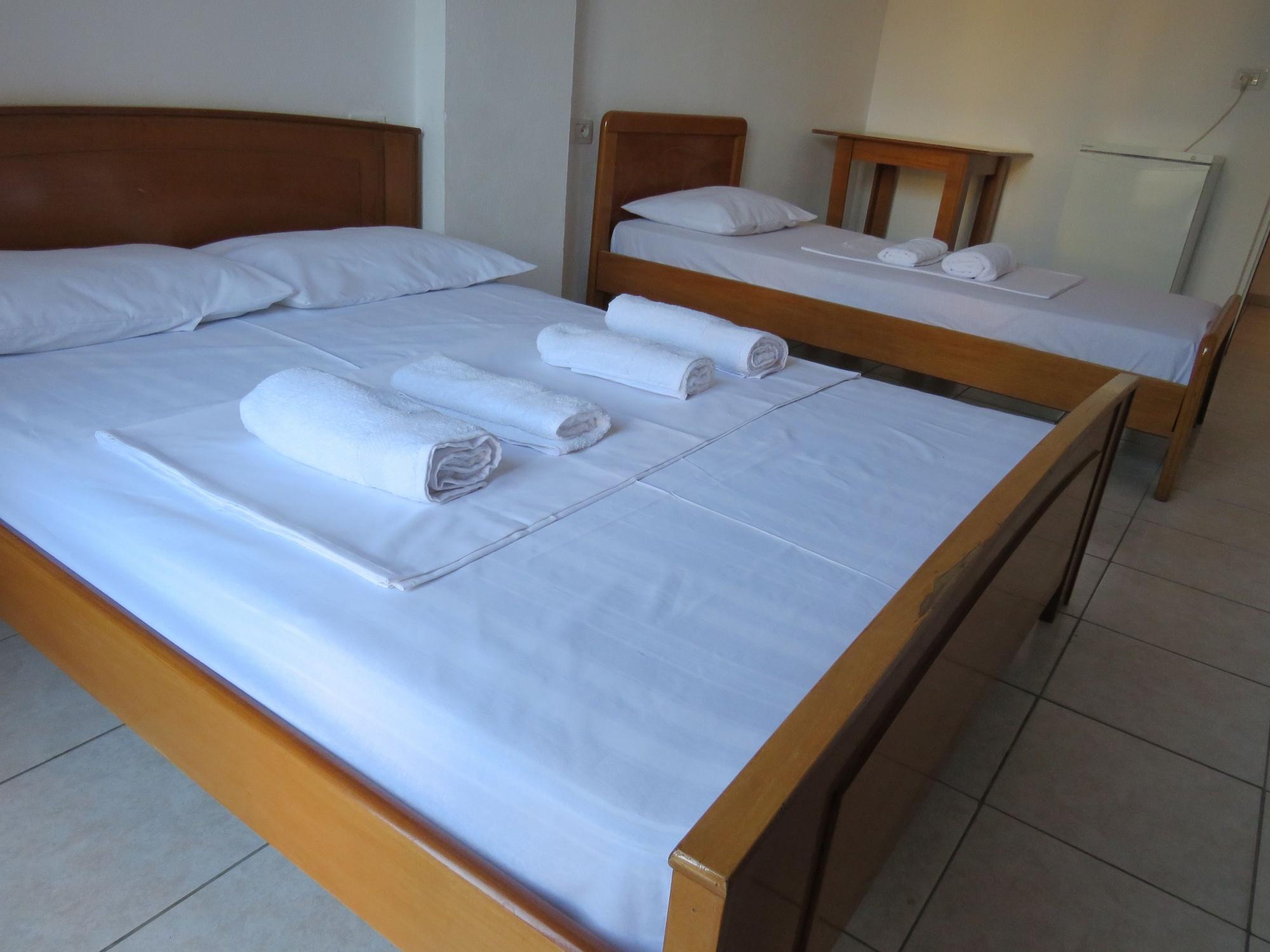 Casa Mia Hotel Sarande Bagian luar foto