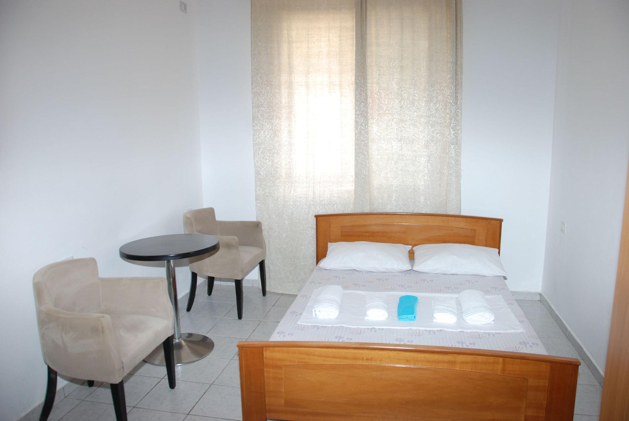Casa Mia Hotel Sarande Bagian luar foto