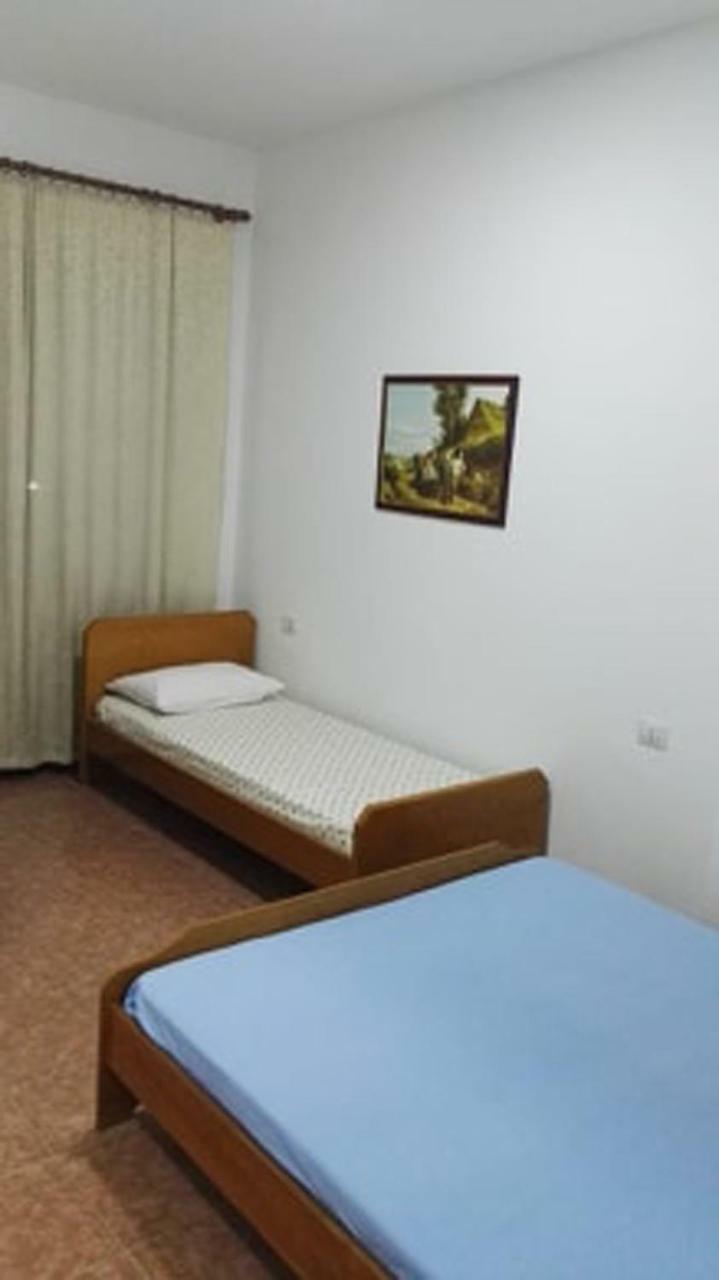 Casa Mia Hotel Sarande Bagian luar foto
